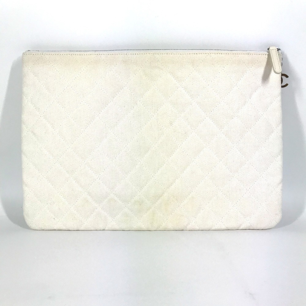CHANEL Pink Canvas Pouch - Picture 2 of 16